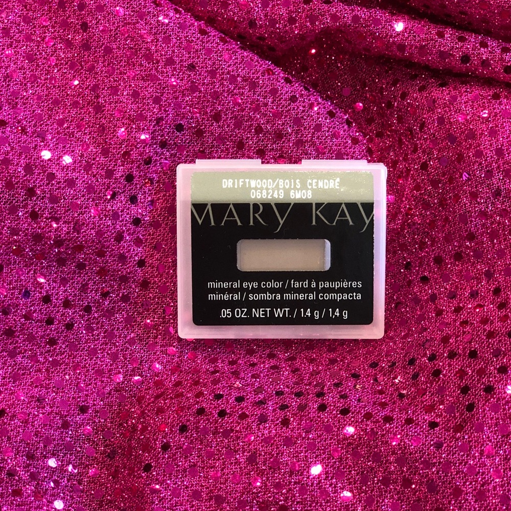 New Mary Kay Mineral Eye Color in Driftwood